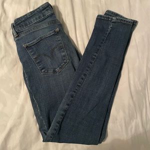 Levis 811 womens curvy skinny jeans in dark wash